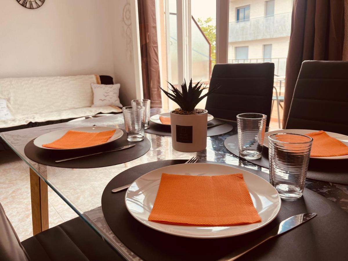 Apartament Al Centre Ideal Parelles A ปลาตจาดาโร ภายนอก รูปภาพ